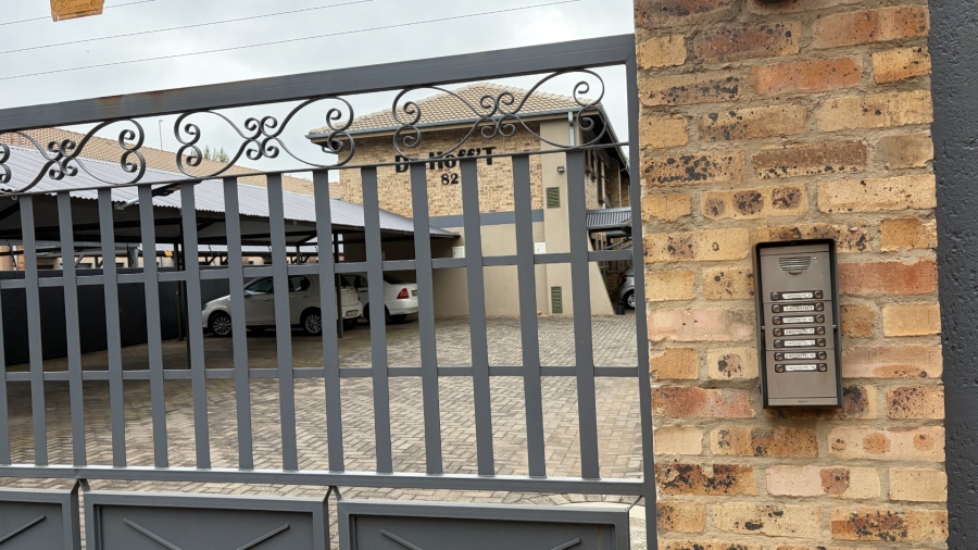 2 Bedroom Property for Sale in Bult South North West